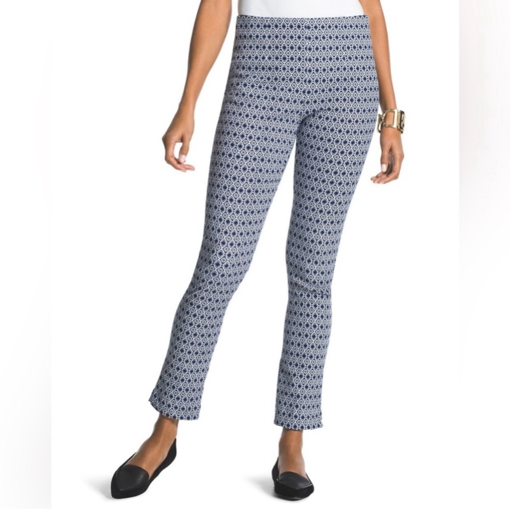So Slimming by Chico’s Blue/White/Black Pants